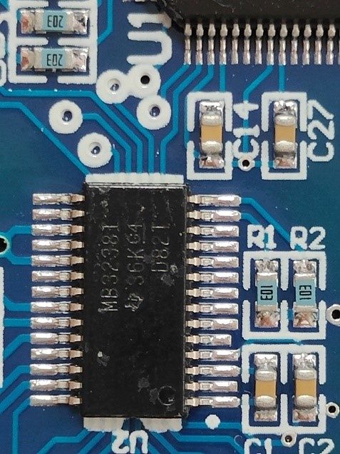 Line driver/receiver with ESR protection, marked MB3238I 36KG4 D82T