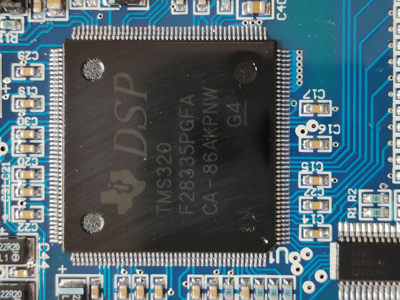 Real-time microcontroller with DSP connection manager, marked TMS320 F28335PGFA CA-86AKPNW