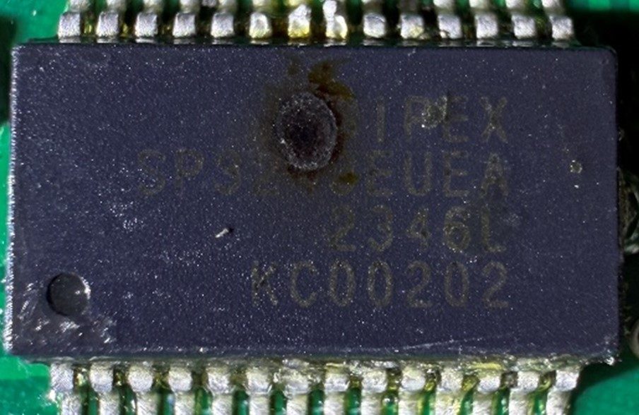 Transceiver RS-232, marked SIPEX SP 3243EUE 2346L KC002U2
