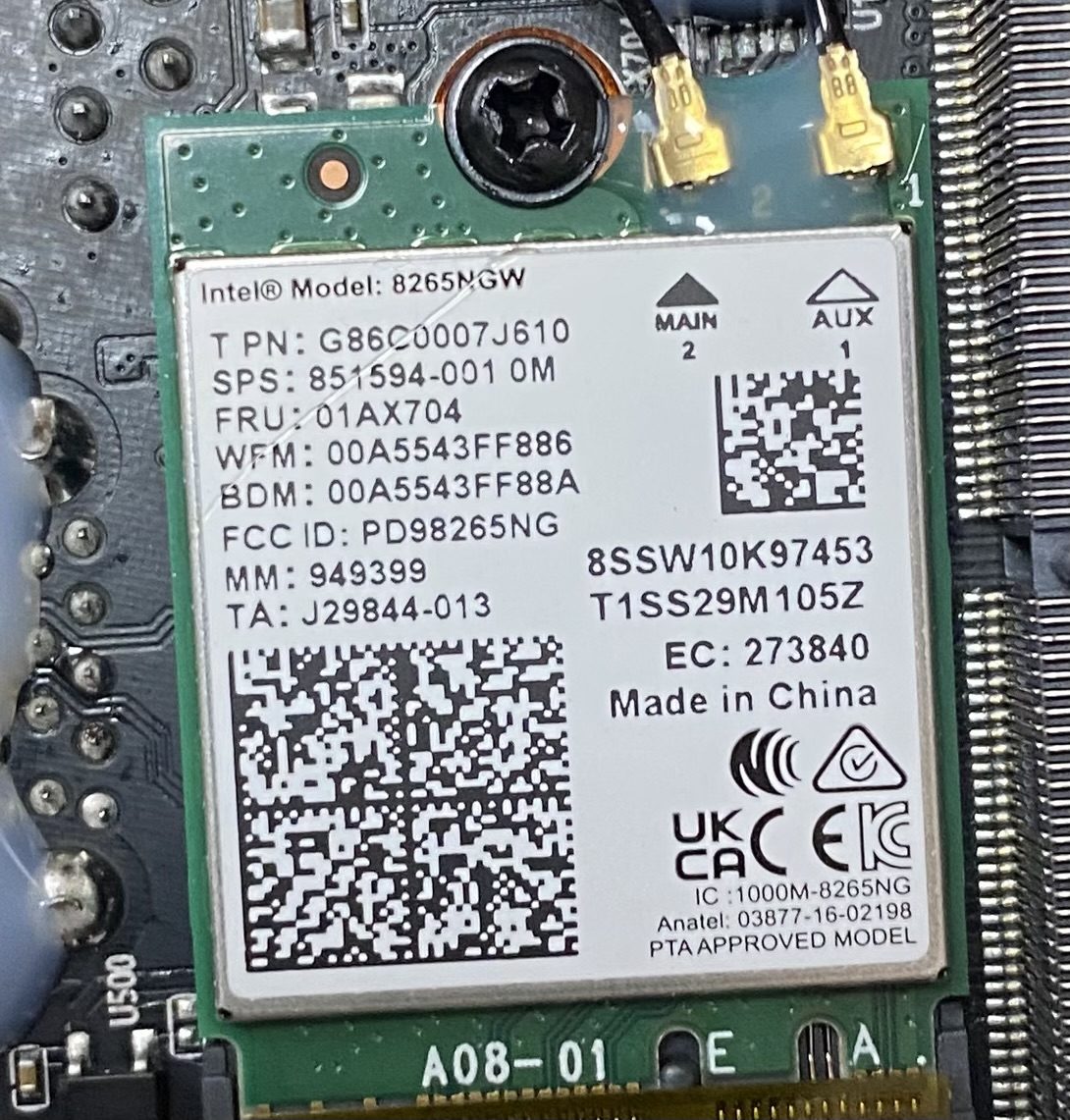 Dual band wireless - AC 8265 adapter — photo